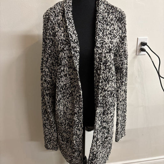 BLACK & WHITE TWEED CARDIGAN