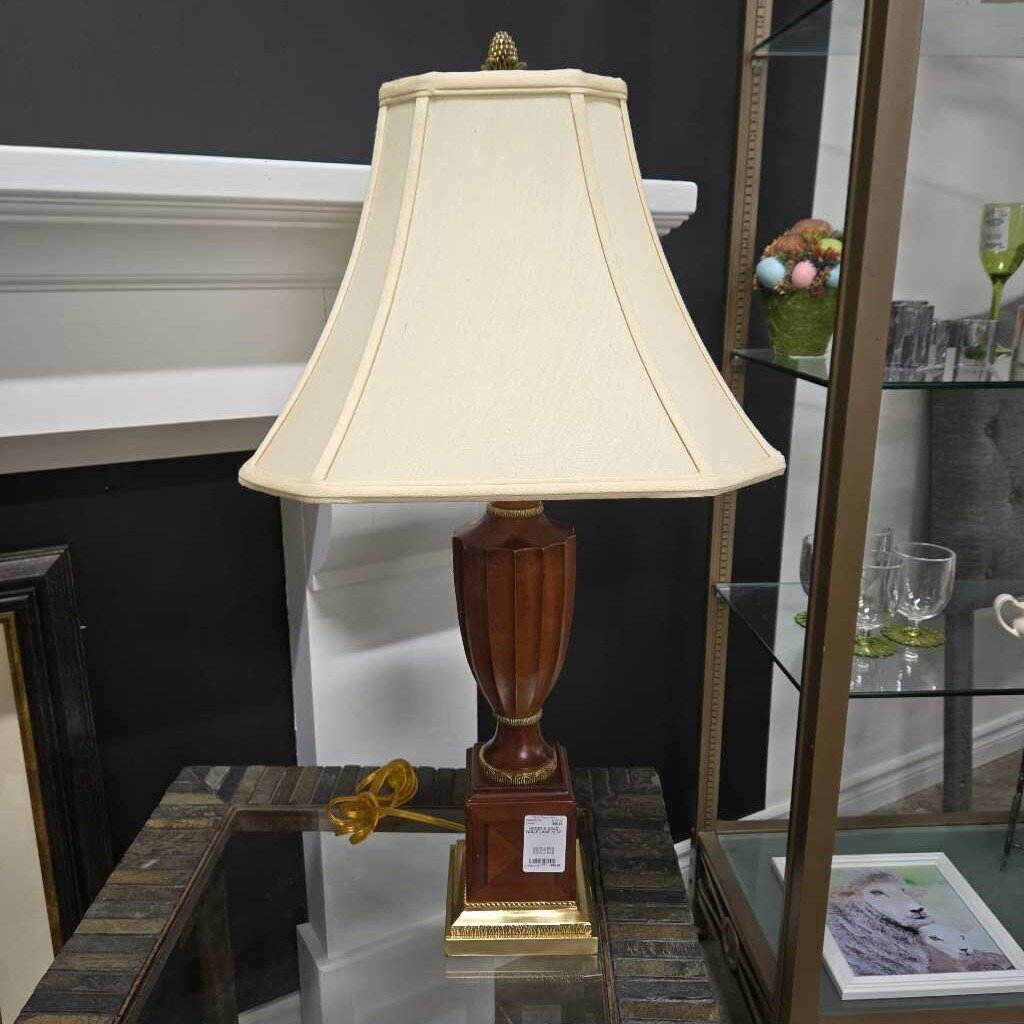 WOOD & GOLD TABLE LAMP