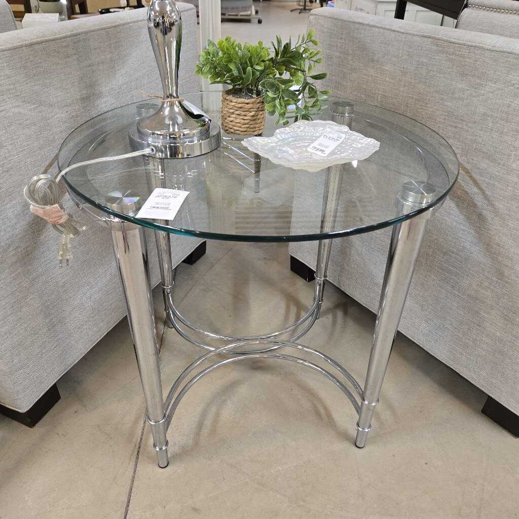 CHROME/GLASS END TABLE