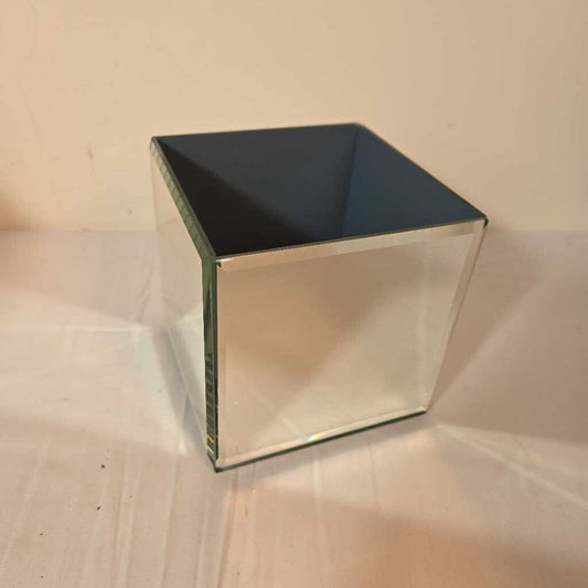 5" MIRRORED CANDLE HOLDER