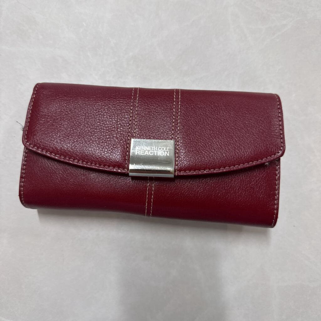 KENNETH COLE RED WALLET CLUTCH