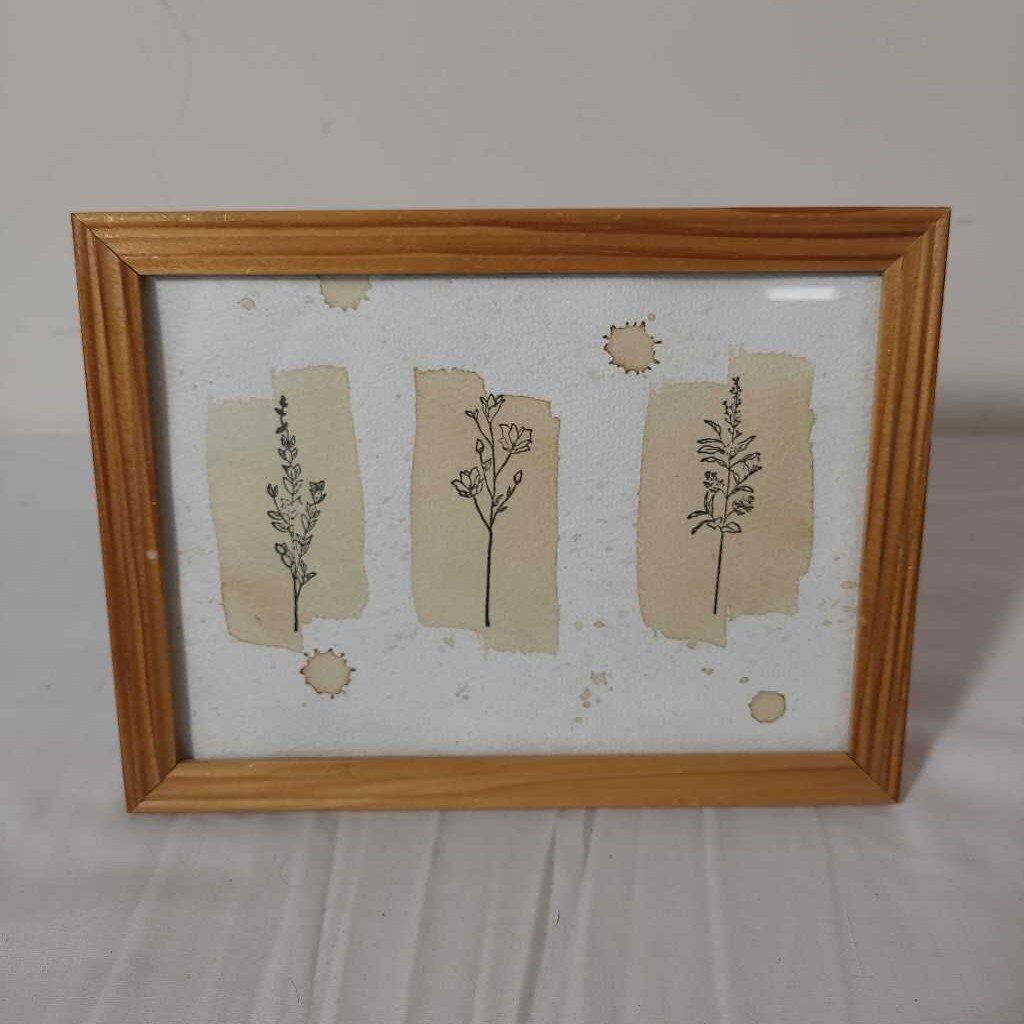 TRIPLE WILDFLOWER COFFEE ART