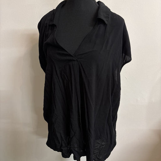 COLLARED BLACK TOP