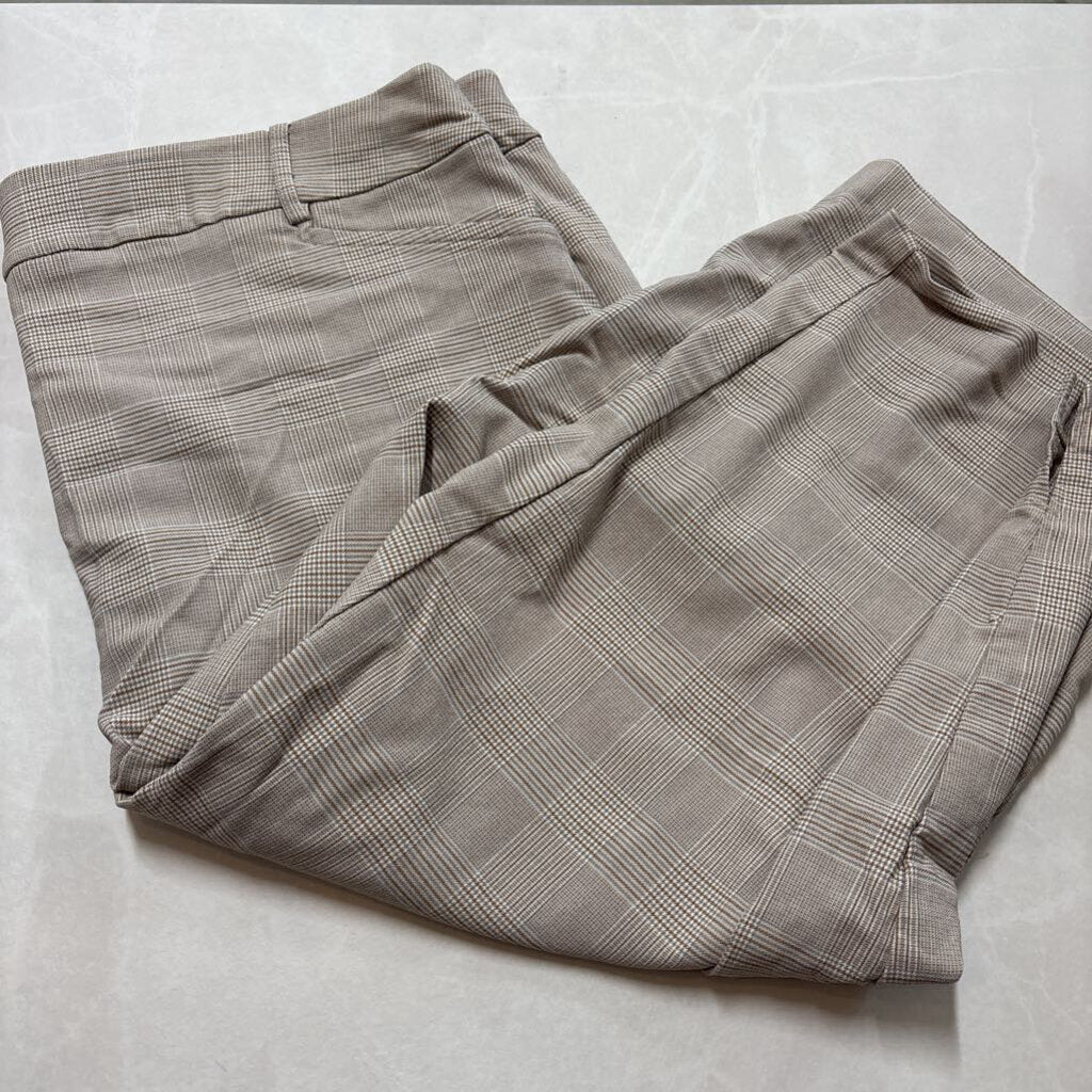 NEUTRAL PLAID CAPRIS