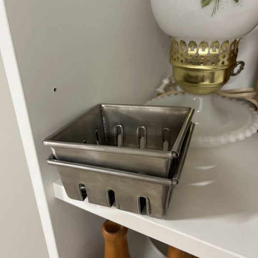Metal berry basket