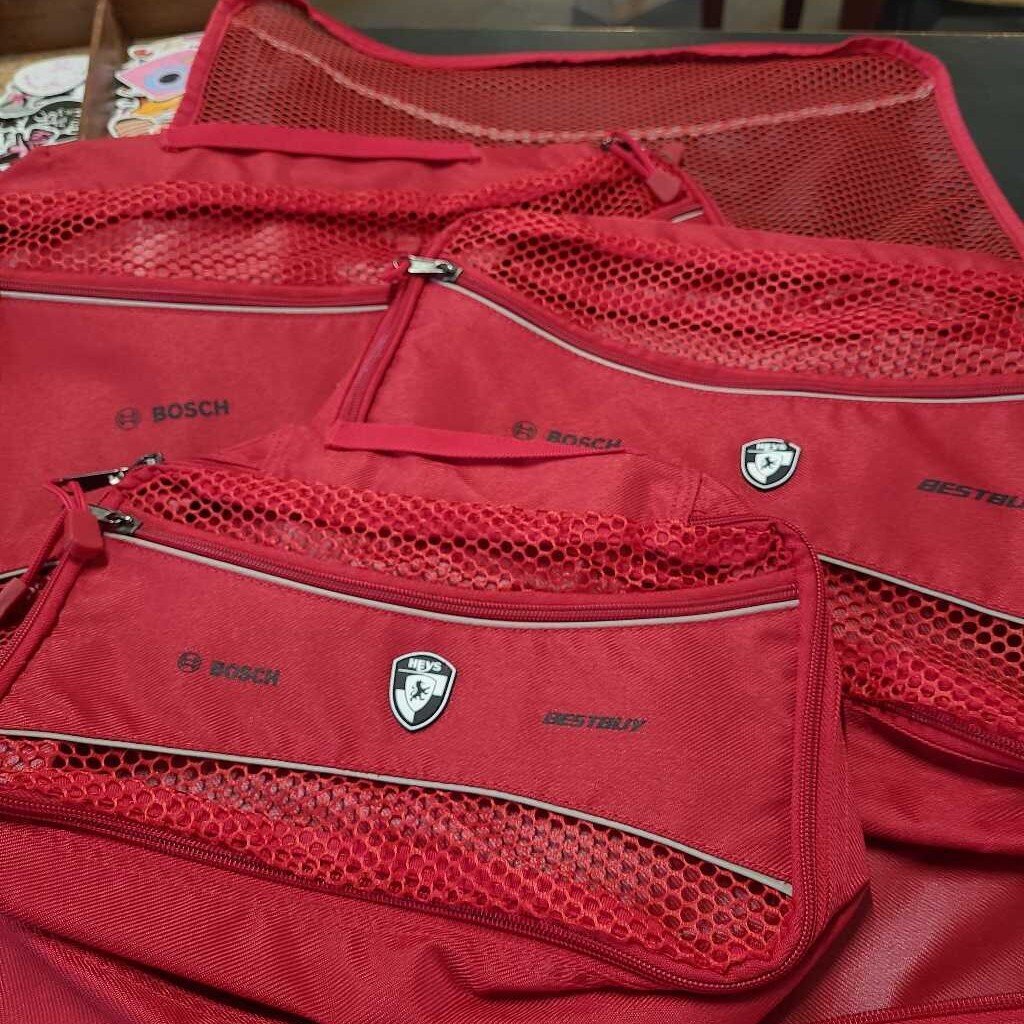 4PC RED HEYS LUGGAGE CUBES