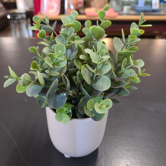 CERAMIC POT W/FAUX GREENERY