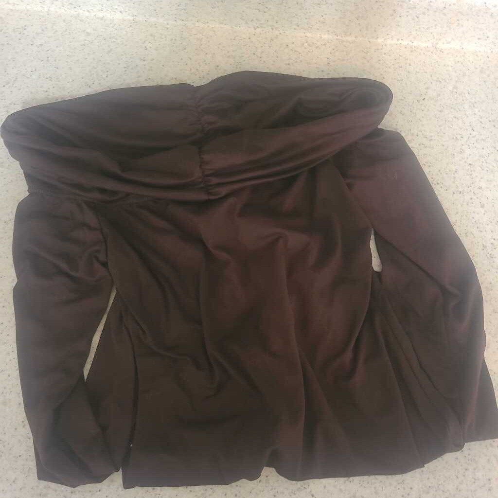 OFF-THE-SHOULDER BROWN ROMPER