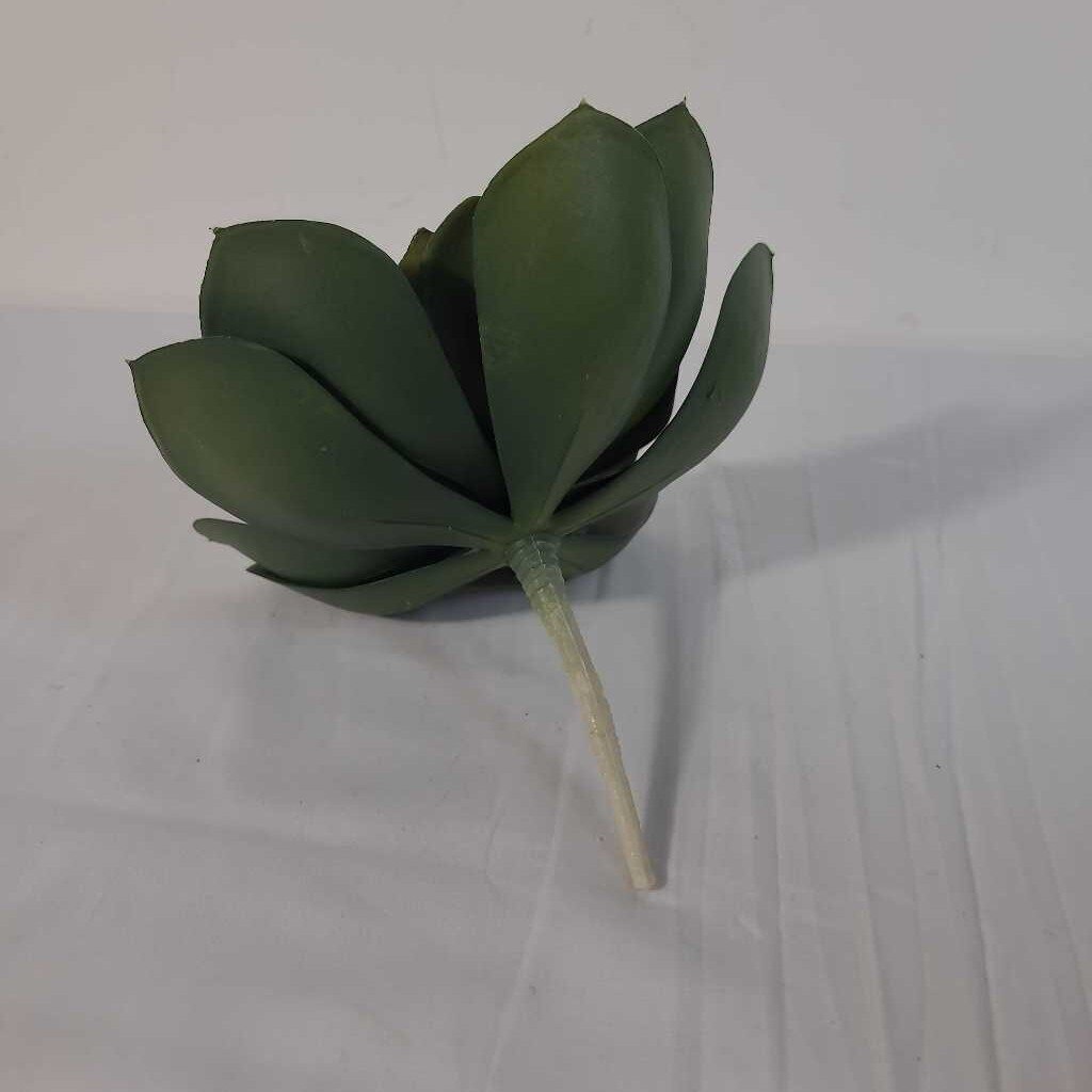 FAUX SUCCULANT