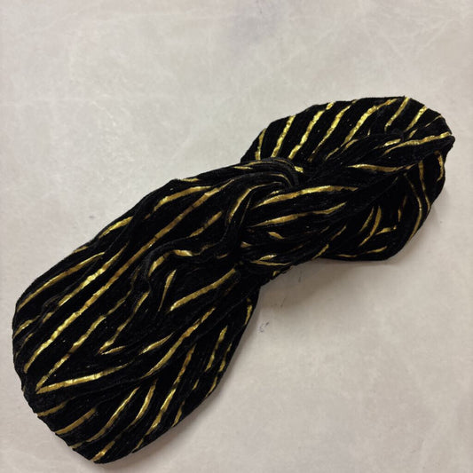 GOLD & BLACK HEABAND KNOTTED