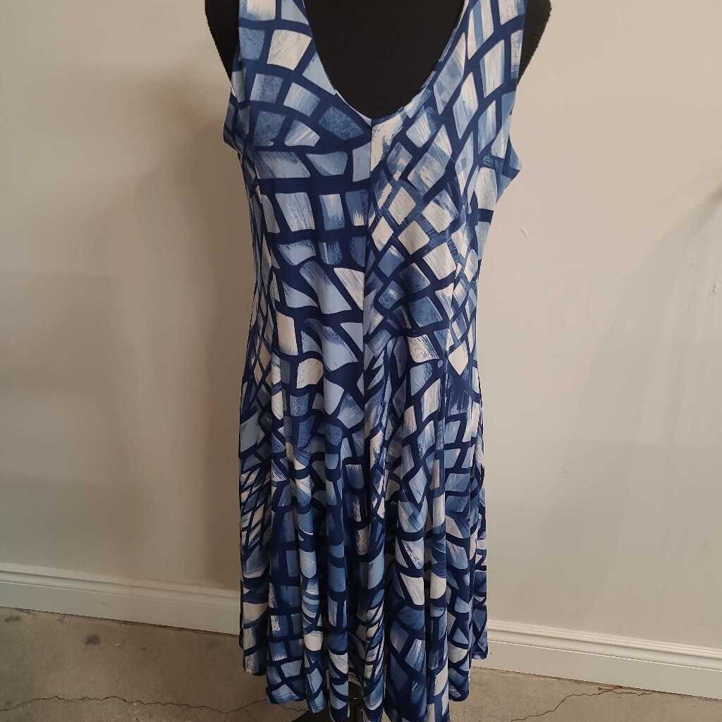 SLEEVELESS A LINE DRESS