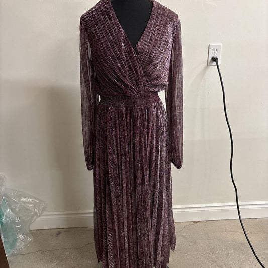 MID-LENGTH SPARKLED DRESS