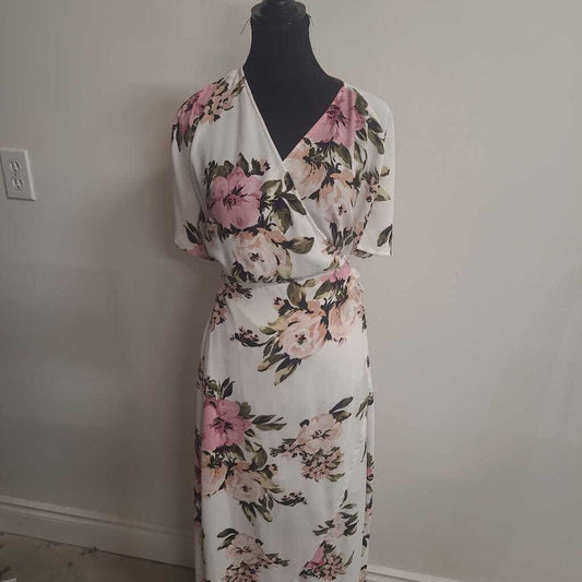 FLORAL WRAP DRESS