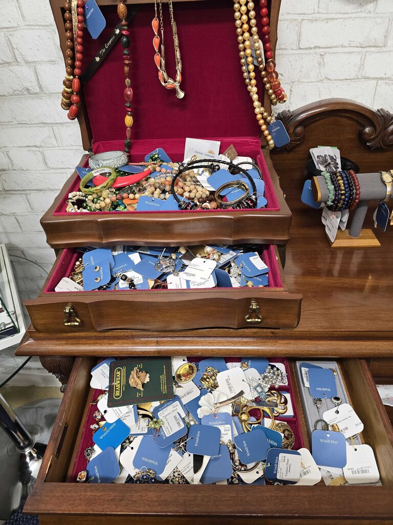 Treasure Chest Jewelry