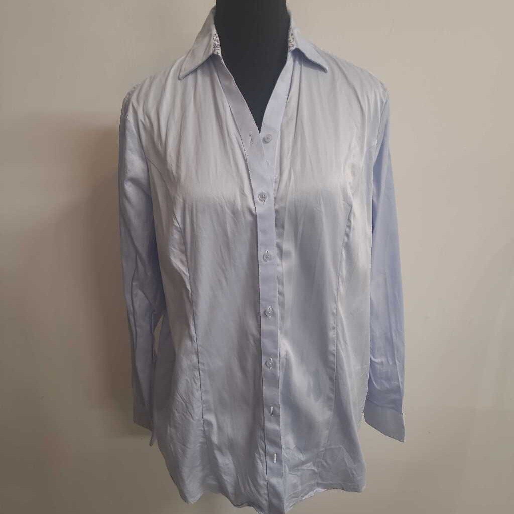 LIGHT BLUE CUSTOM BLUE DRESS SHIRT