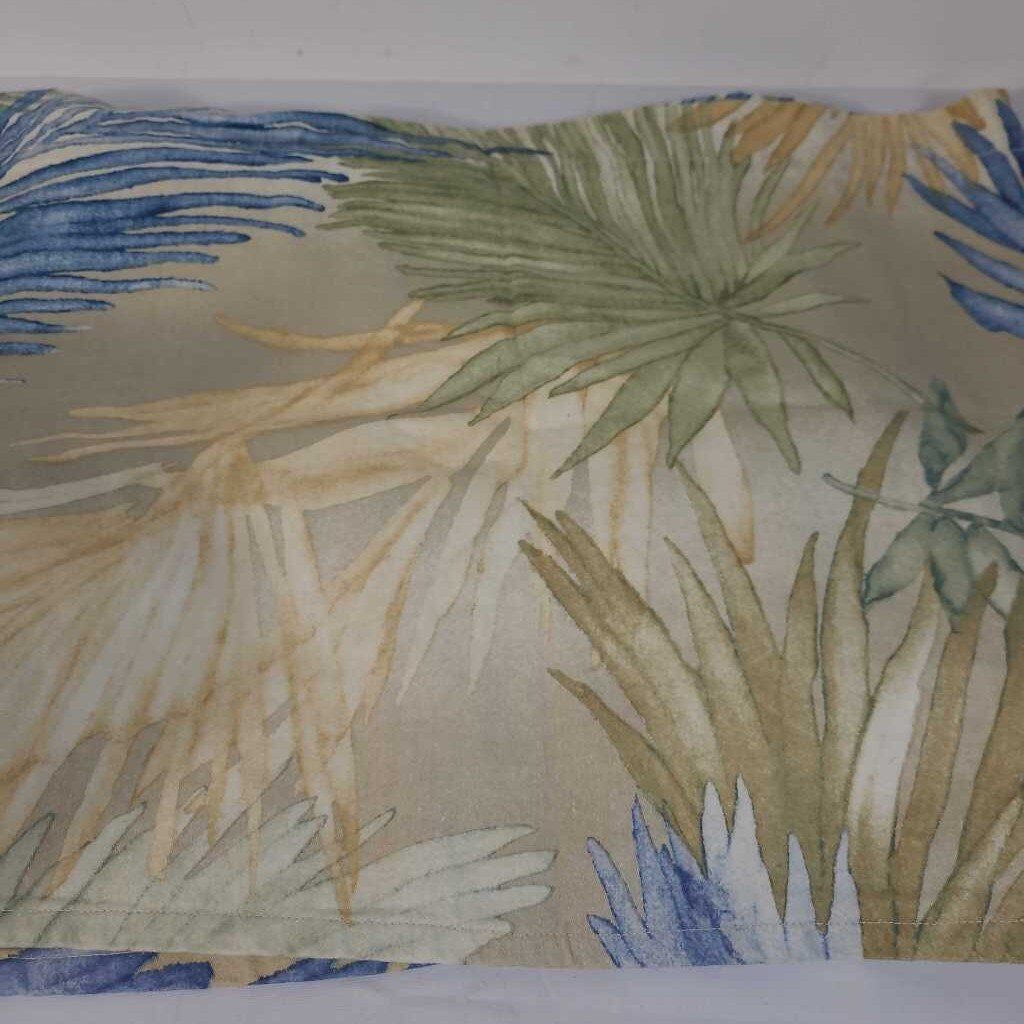 BLUE/GREEN LEAF VALANCE