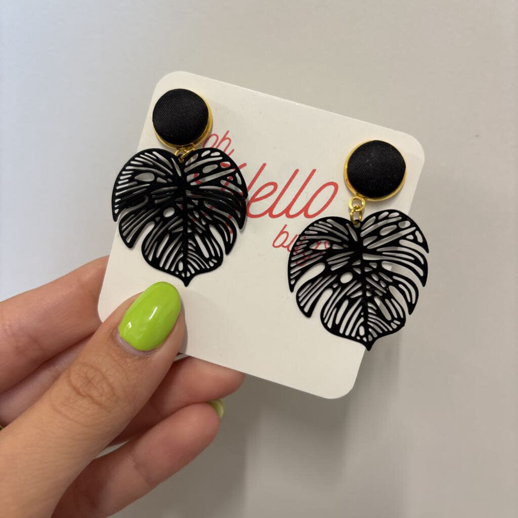 STATEMENT EARRINGS - BLACK MONSTERA