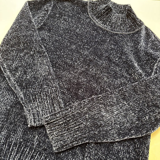 NAVY KNIT SOFT-KNIT SWEATER