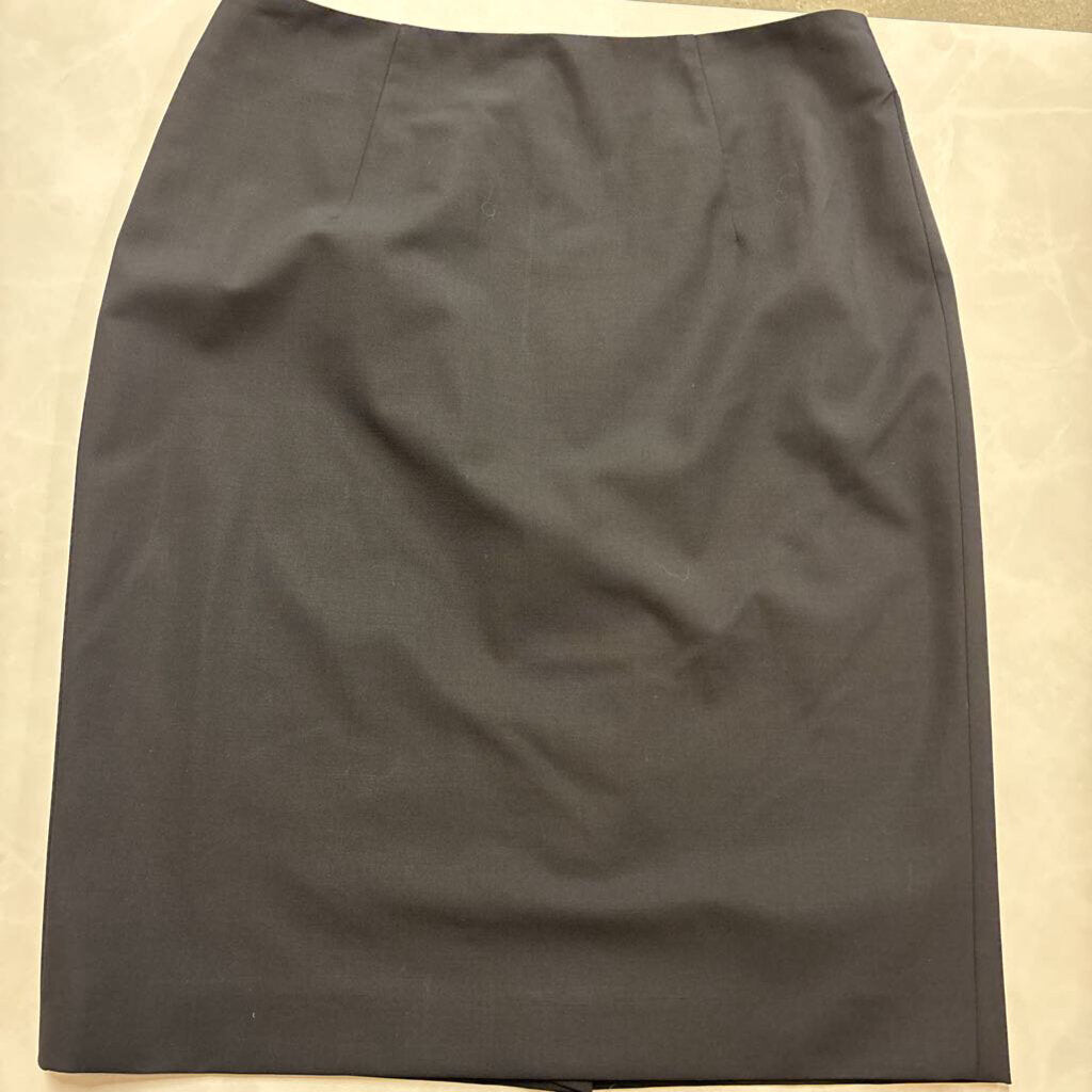 BLACK PENCIL SKIRT