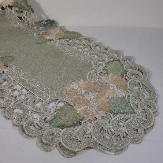 SOFT GREEN FLORAL SCALLOPED TABLE RUNNER