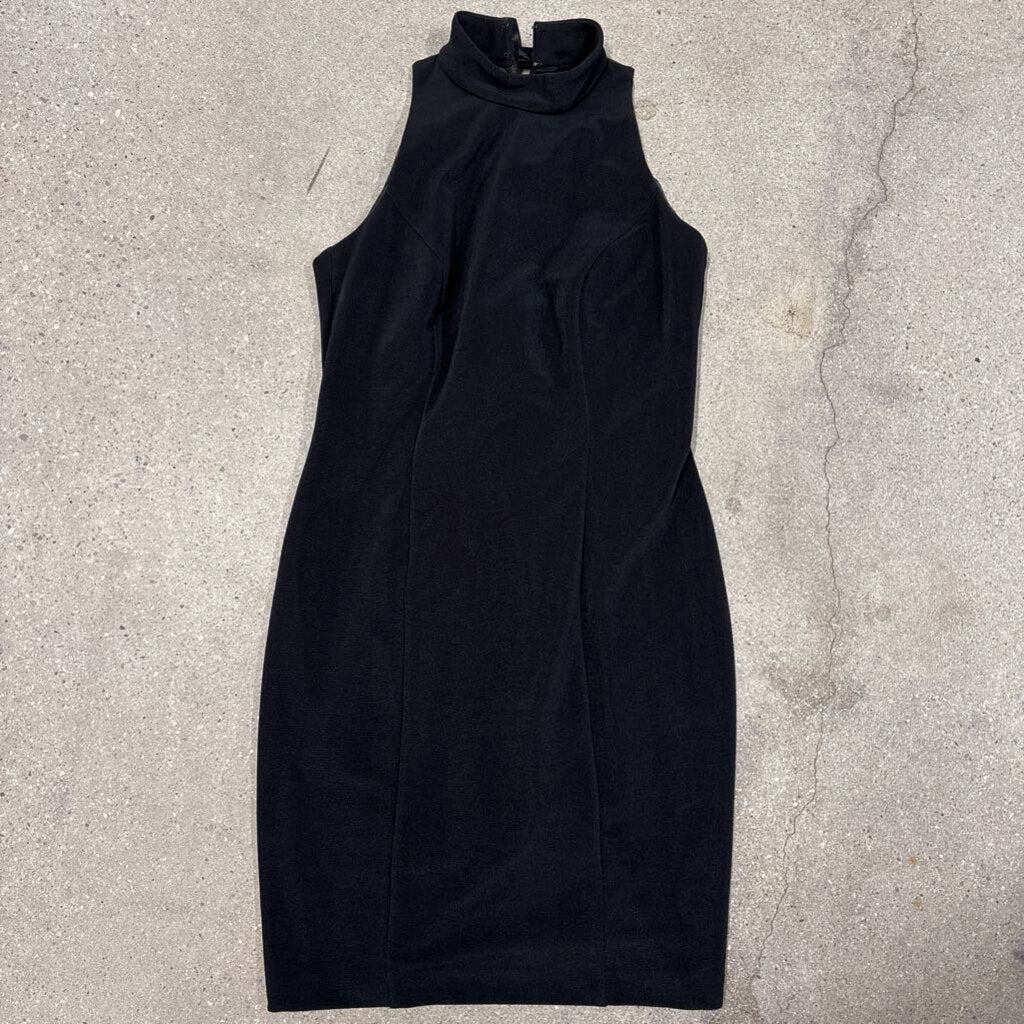 BLACK HIGH-NECK DRESS