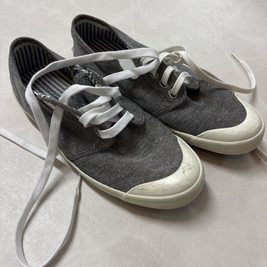 DENVER HAYES GREY SNEAKERS