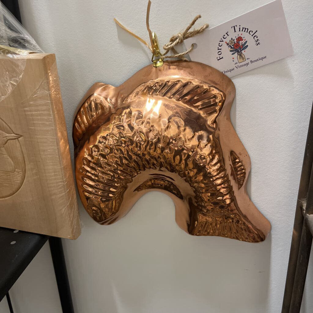 VTG LARGE COPPER FISH JELLO MOLD WALL DECOR