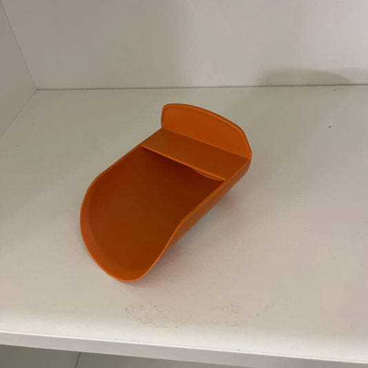 TUPPERWARE ROCKER SCOOP