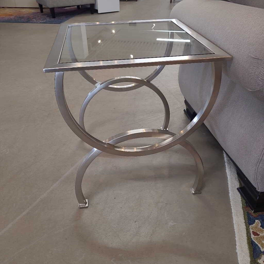 CHROME & GLASS END TABLE