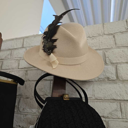 M'sieu Leon Canadian Hat