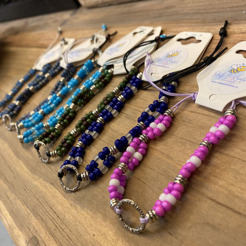 BRACELET (A) 6/0 BEADS