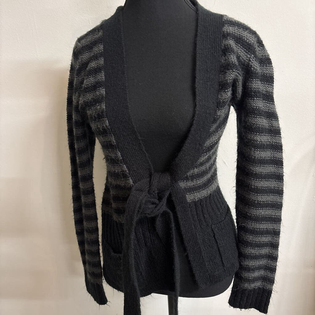 STRIPED TIE-FRONT SWEATER