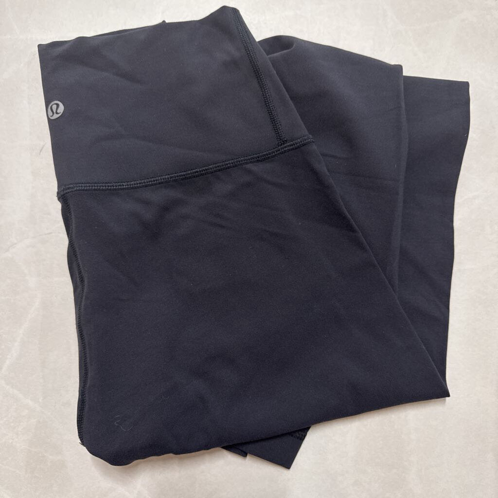 BLACK LULULEMON LEGGINGS
