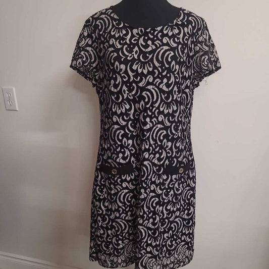 BLACK & WHITE DRESS
