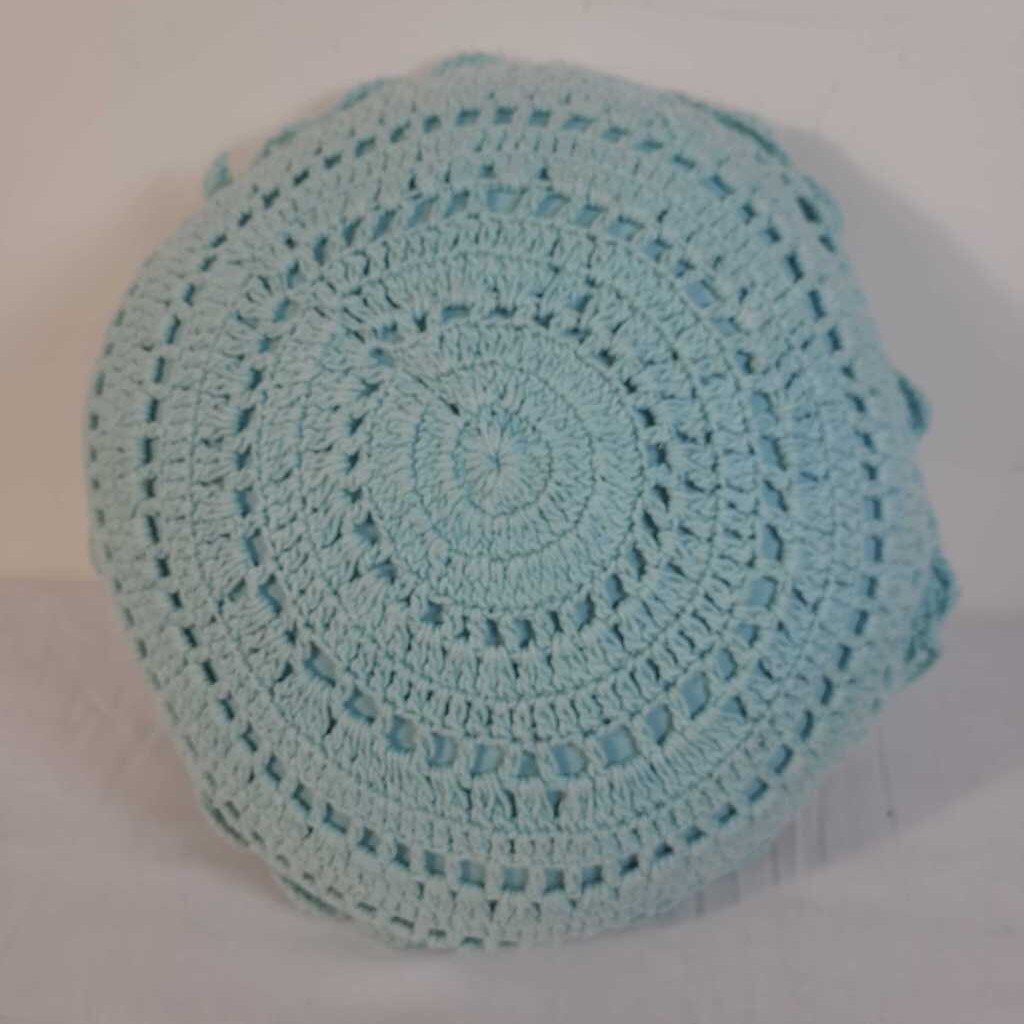 ROUND CROCHET PILLOW