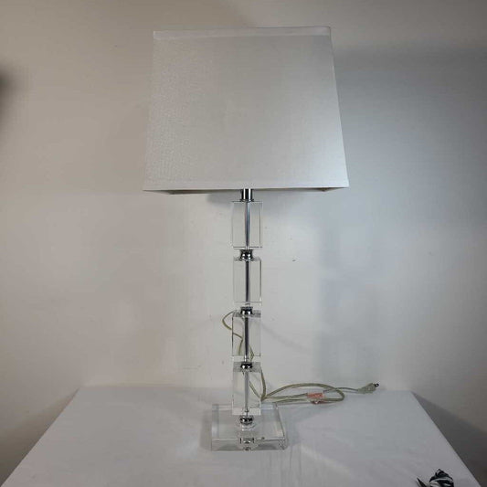 SQ ACRYLIC BASE LAMP W/SHADE