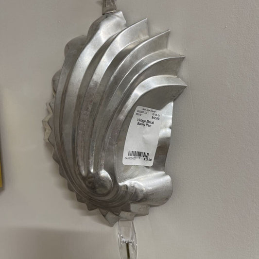 Vintage Metal Baking Pan