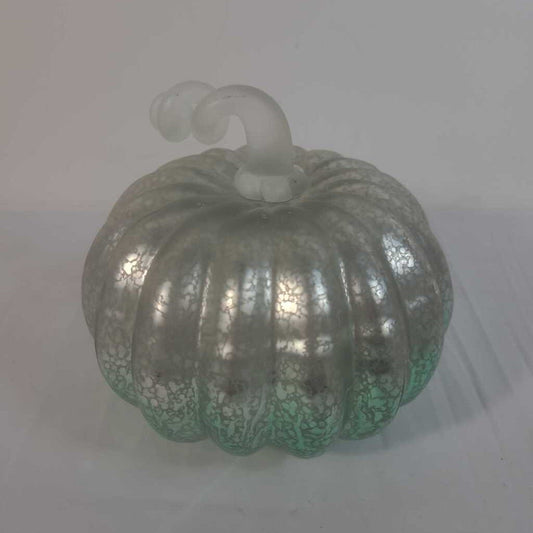 GREEN/SILVER GLASS PUMPKIN