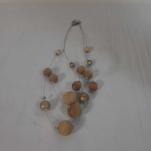 WOOD BEAD BECKLACE