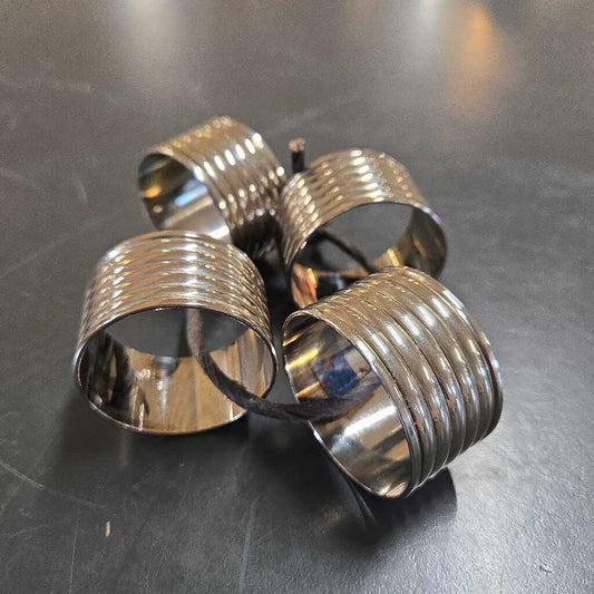 S/4 SILVER RIBBED NAPKIN RINGS