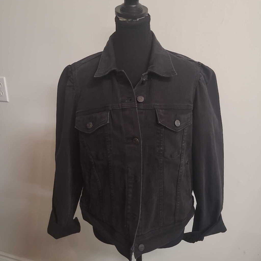 GAP BLACK DENIM JACKET