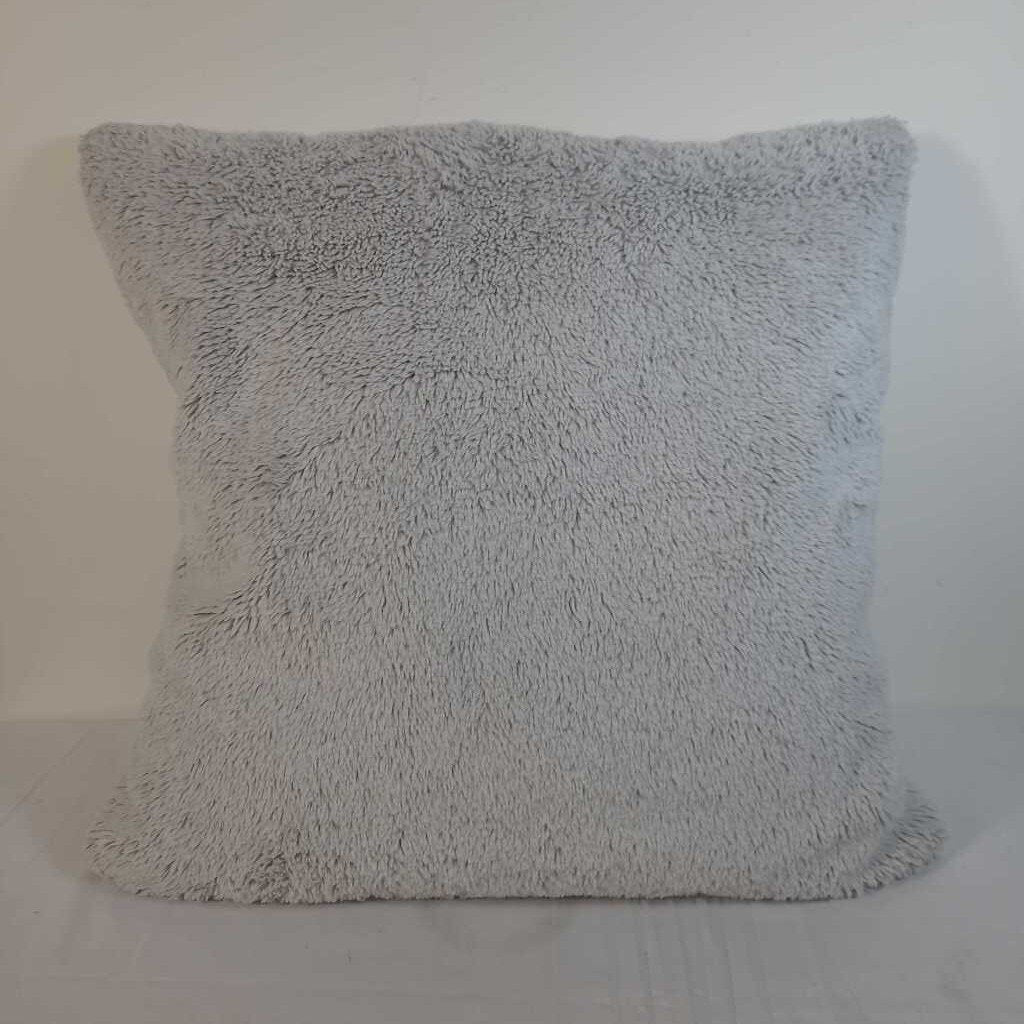 GREY DOWNFILLED PILLOW