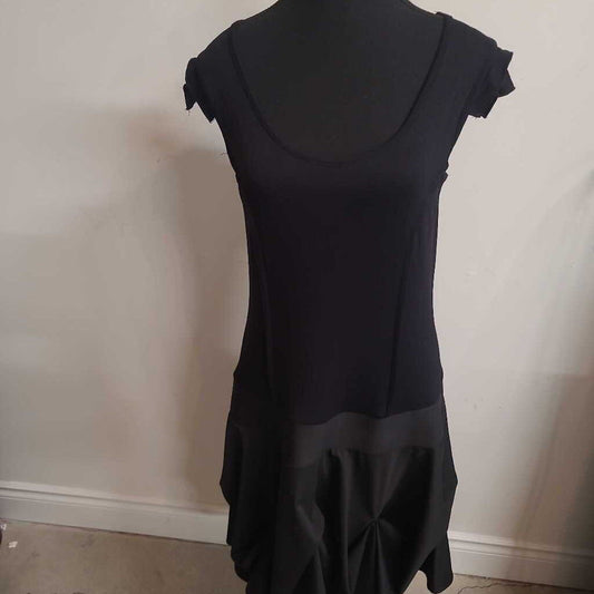 VITRIN DESIGN - BLACK DROP WAIST EVENING DRESS