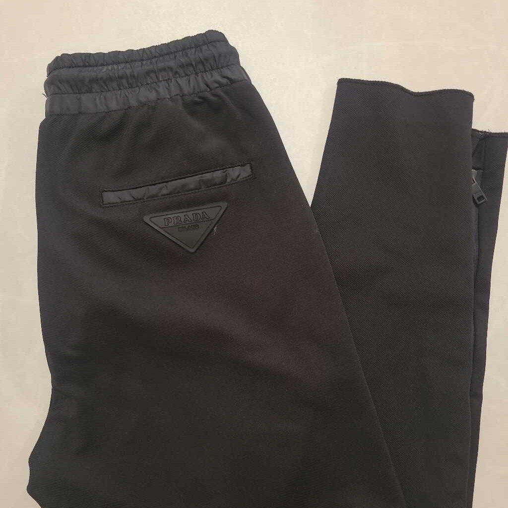 PRADA - MEN'S AUTHENTIC BLACK TAPERED NYLON SWEATPANTS