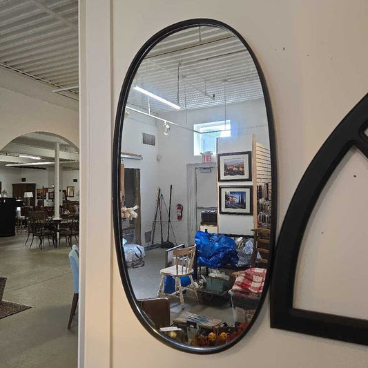 BLACK OVAL MIRROR