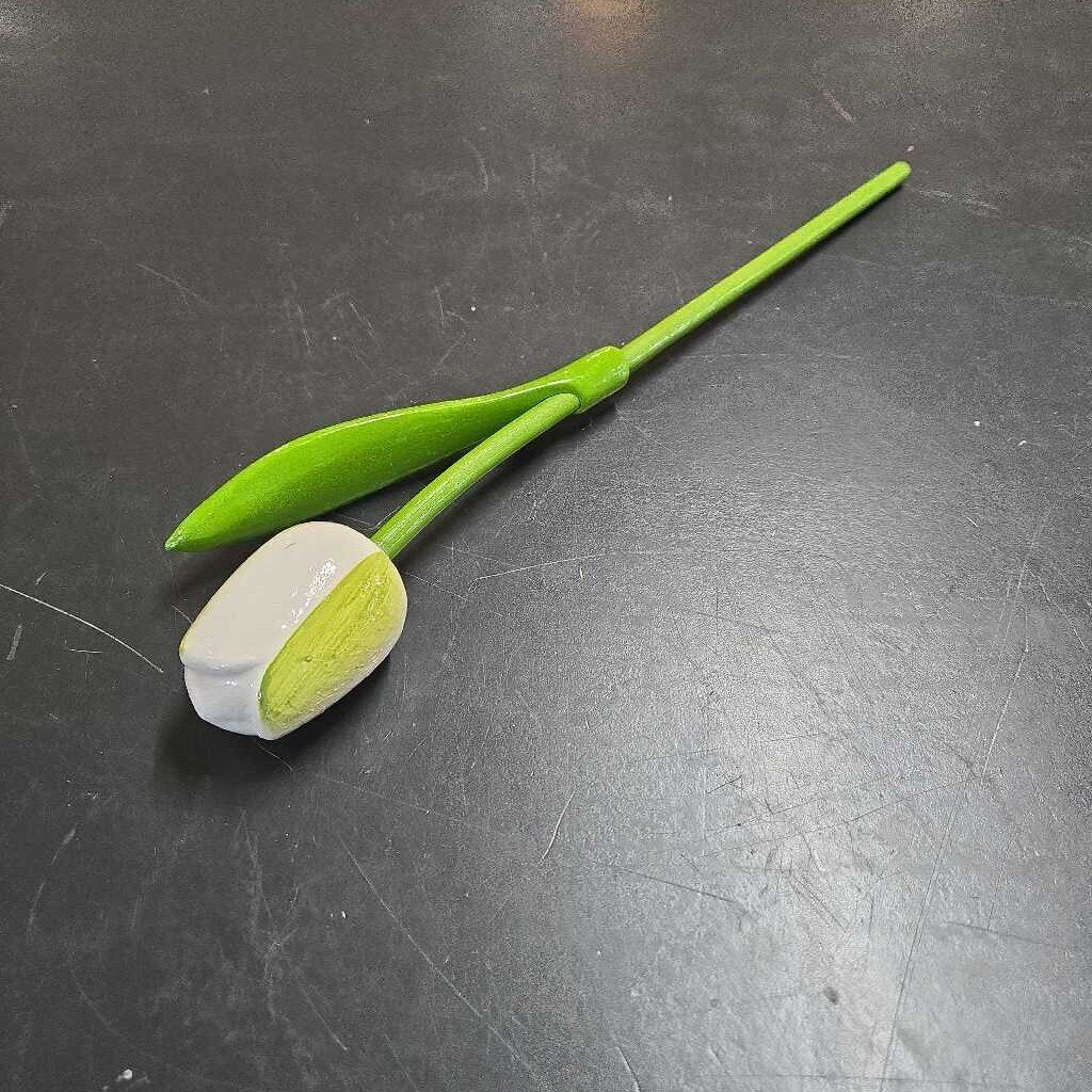 FAUX TULIP