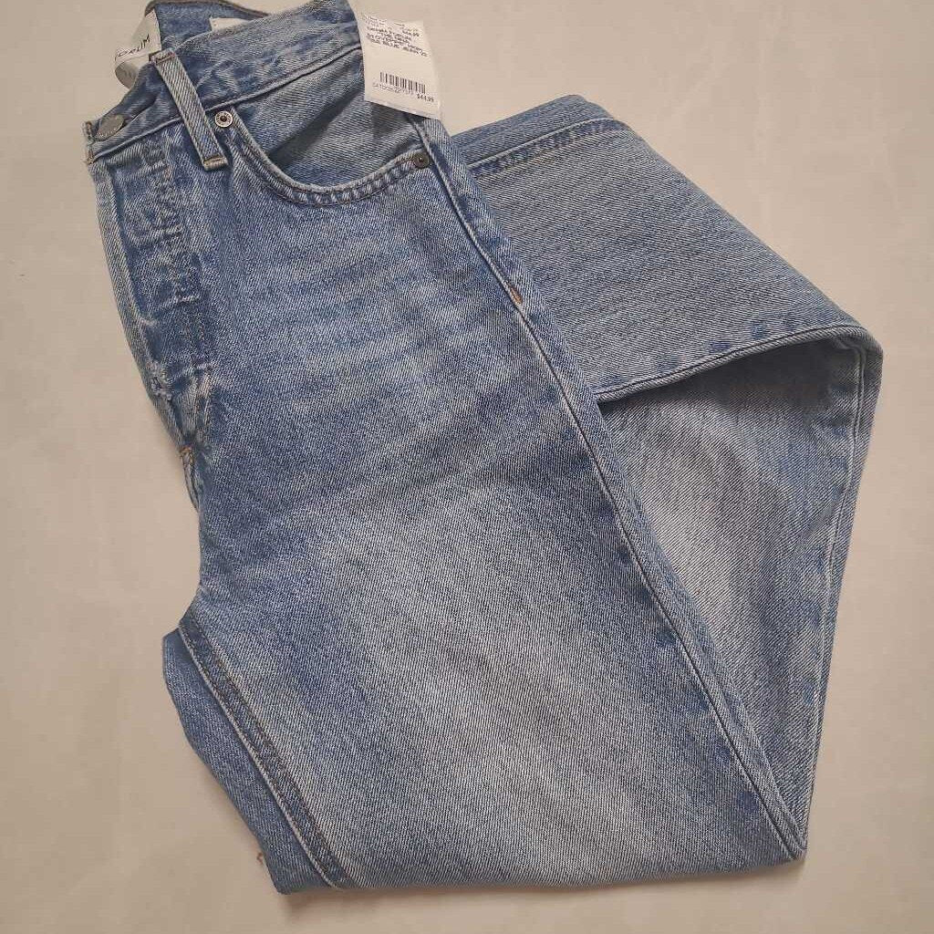 DENIM FORUM - "THE NINA STOVEPIPE" HIGH RISE BLUE JEAN