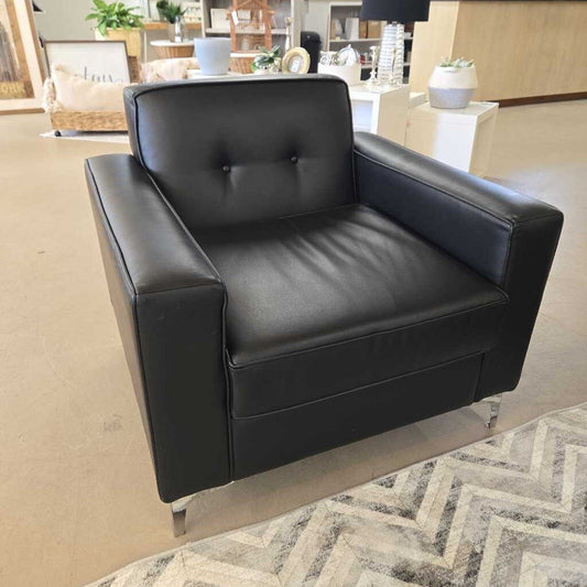 ROCKFORD BLACK LEATHER CHAIR
