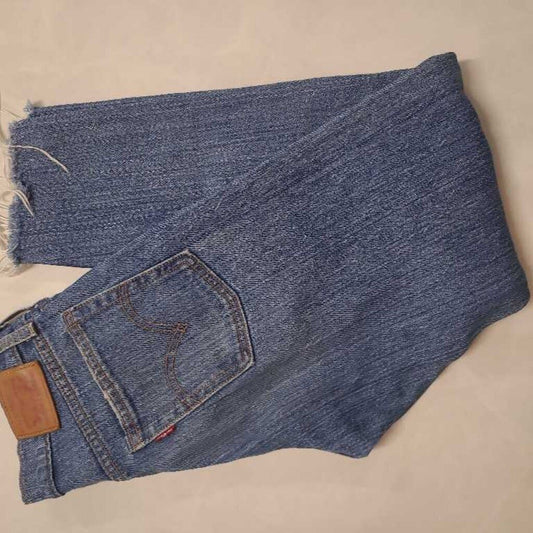 BLUE LEVI'S