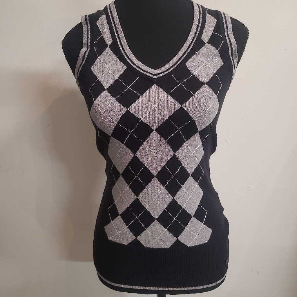 ARGYLE VEST